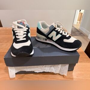 New Balance 574 'Black White Mint' Women's Size 6.5